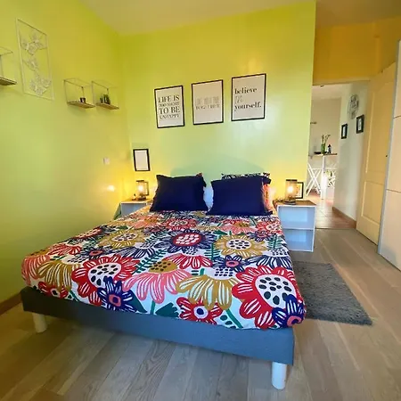 Maison Chaleureuse Avec Grand Jardin, 5 Minutes A Pied De La Plage Des Sables Blancs Holiday home *