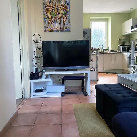 Holiday home Maison Chaleureuse Avec Grand Jardin, 5 Minutes A Pied De La Plage Des Sables Blancs *