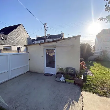 Holiday home Maison Chaleureuse Avec Grand Jardin, 5 Minutes A Pied De La Plage Des Sables Blancs *