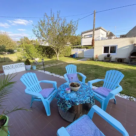 Holiday home Maison Chaleureuse Avec Grand Jardin, 5 Minutes A Pied De La Plage Des Sables Blancs Concarneau
